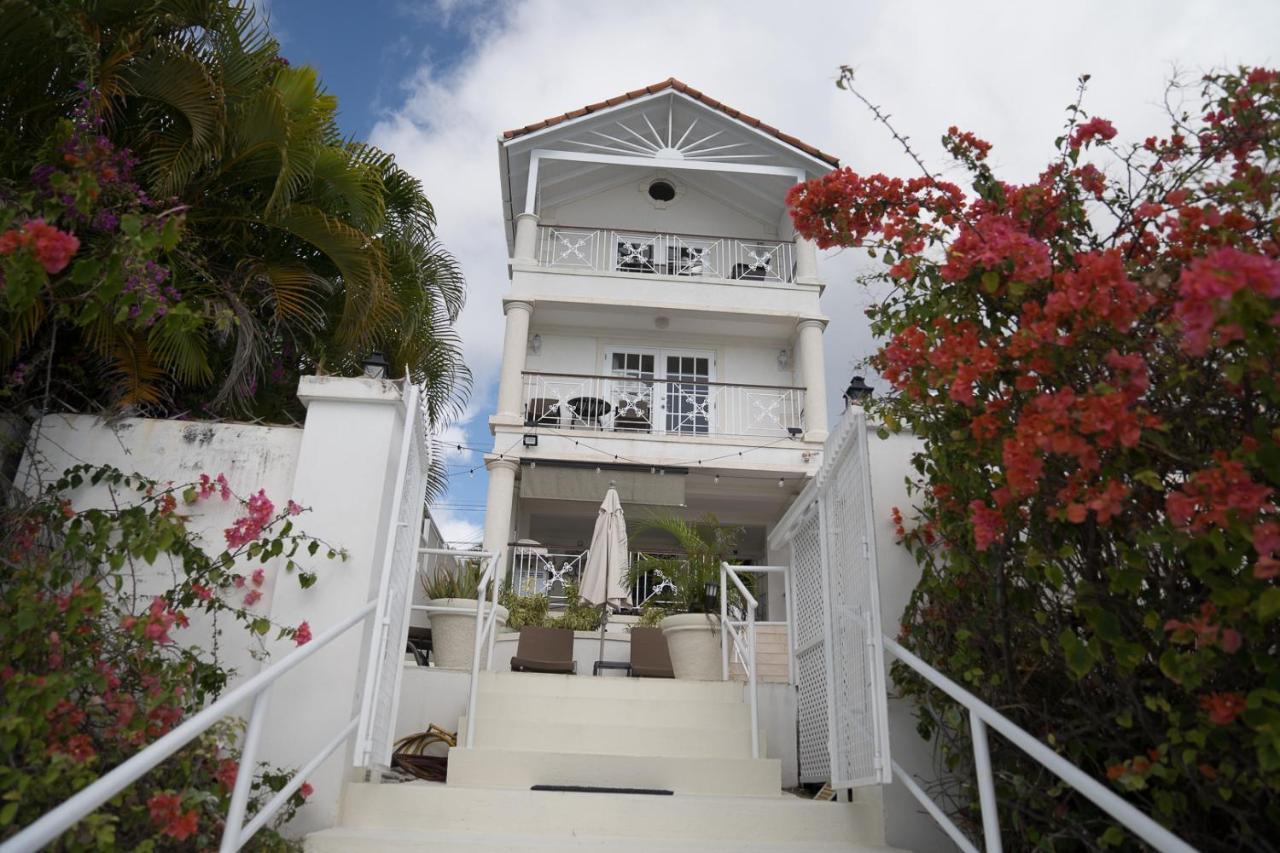 Bianca Bay 3 Bedroom West Coast Beach Front Villa セントジェームス エクステリア 写真