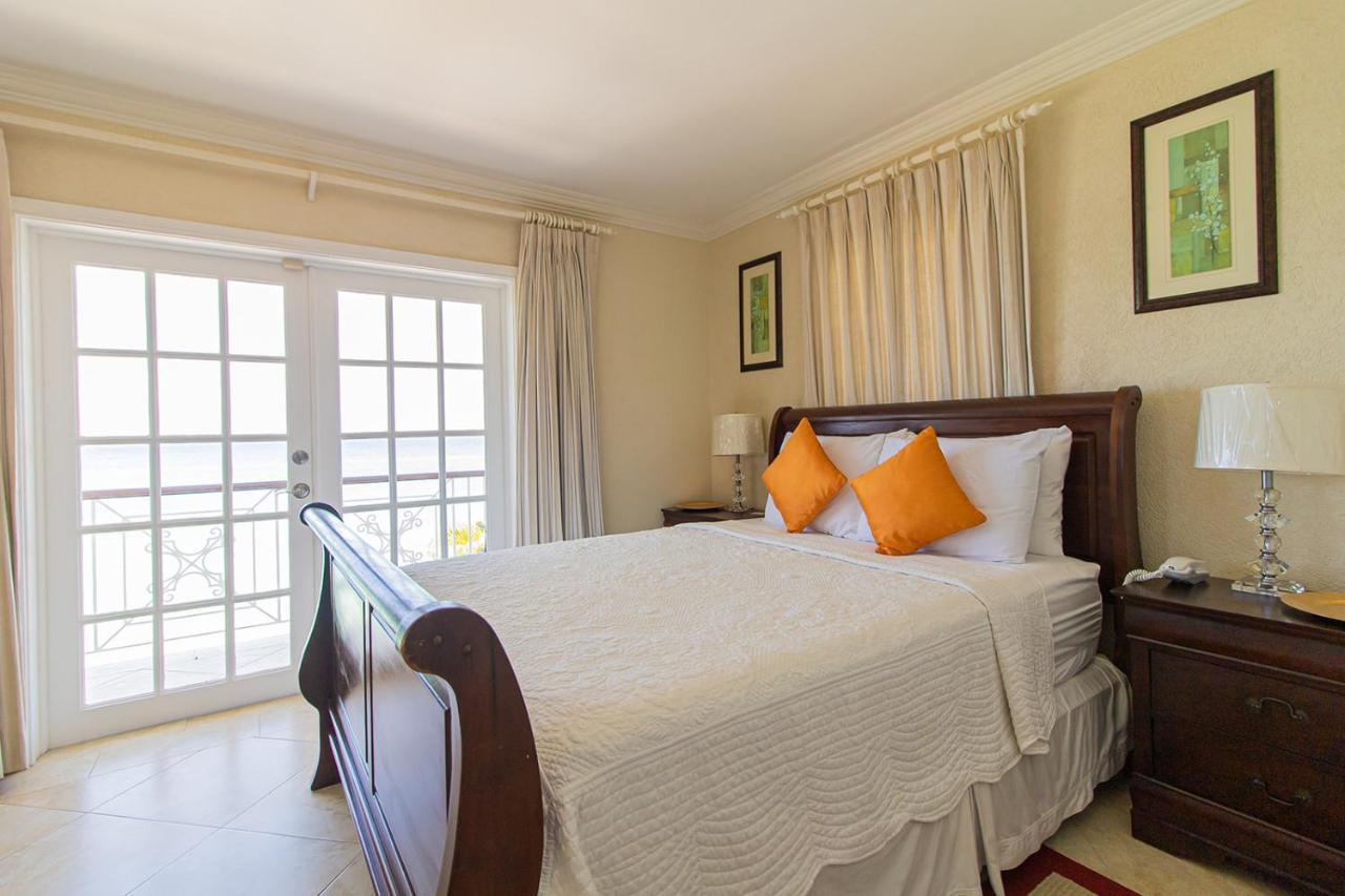 Bianca Bay 3 Bedroom West Coast Beach Front Villa セントジェームス エクステリア 写真